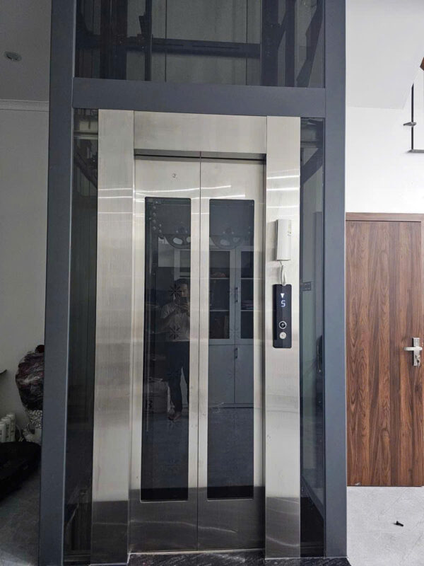 Thang máy WITTUR 4 điểm dừng