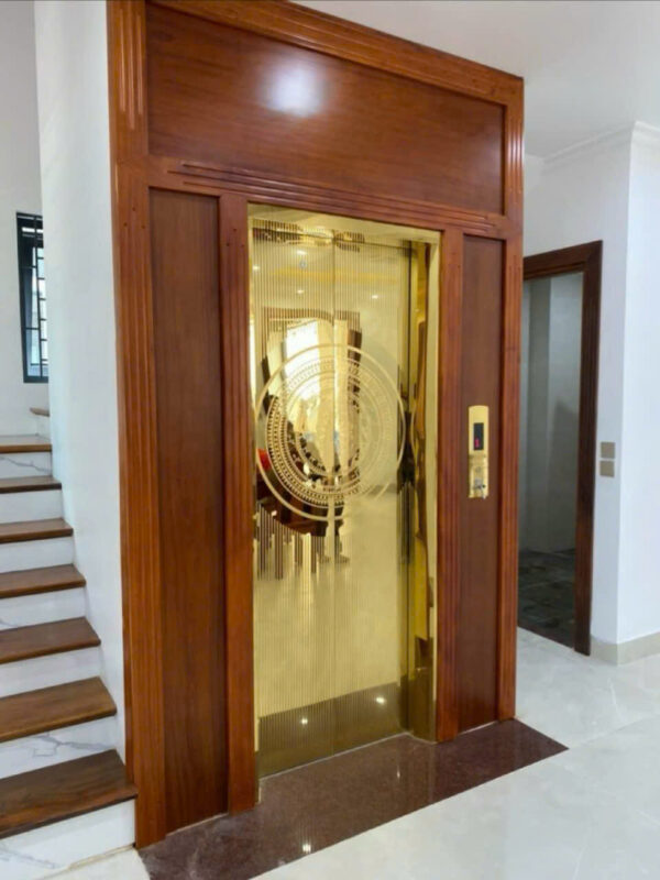 Thang máy gia đình